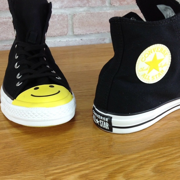 converse with smiley face